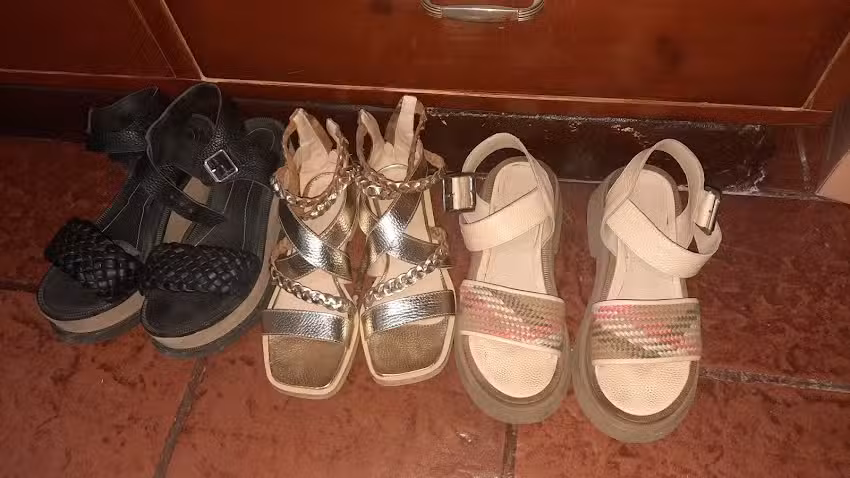 Agustino Shoes & Bags