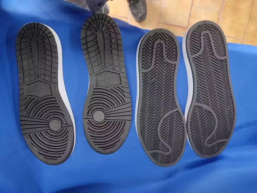 Almac&eacute;n de Suelas El Rey 👑