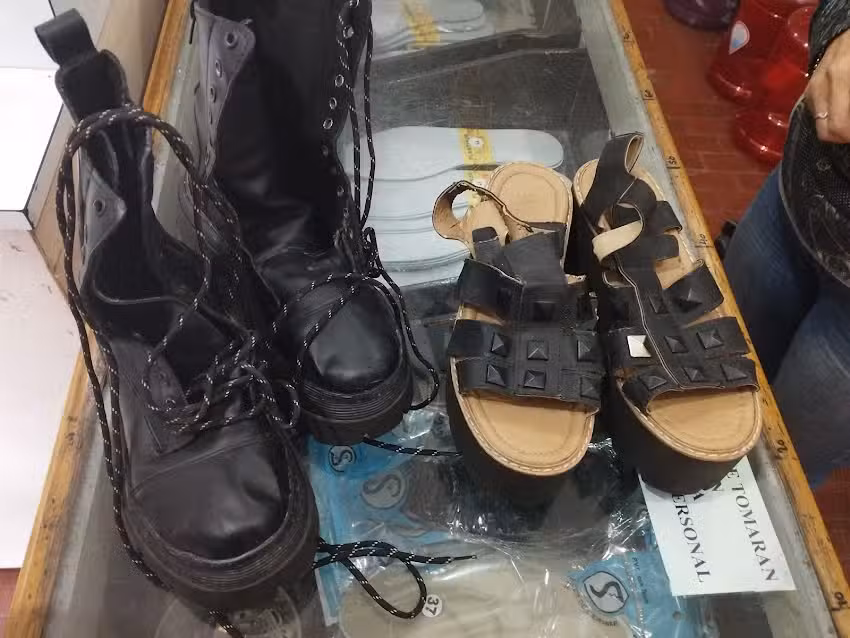 Casa &ldquo;Mollo &ndash; VKS&rdquo; de compostura fina de calzado