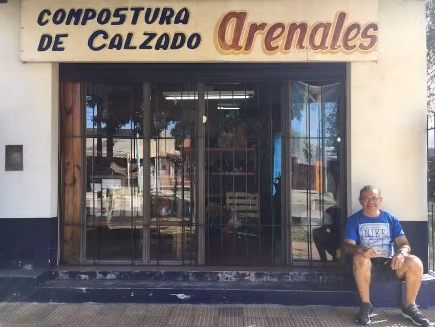 Compostura de calzado arenales