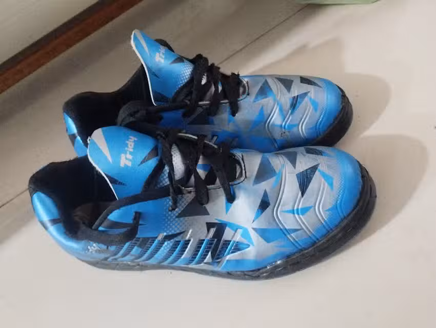 COMPOSTURAS CA&Ntilde;UELAS