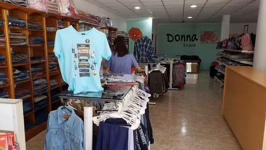 Donna Store