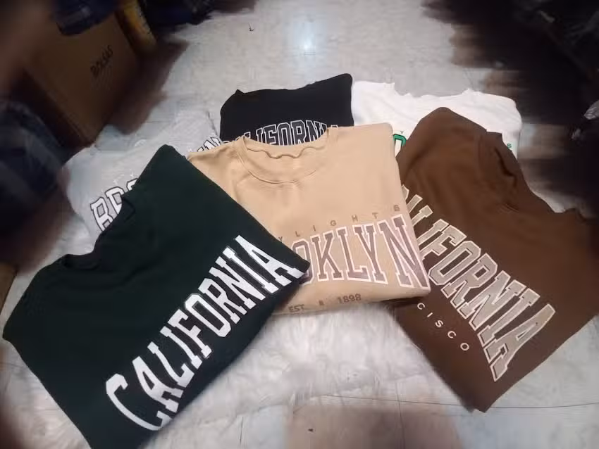 Esencia Clothes and shoes