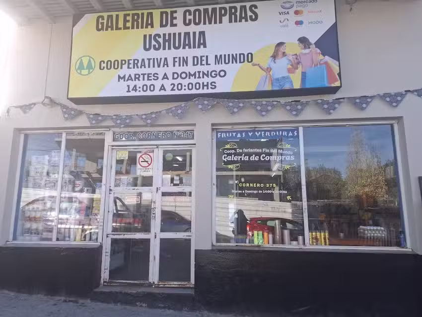 Galeria De Compras &ldquo;USHUAIA&rdquo;