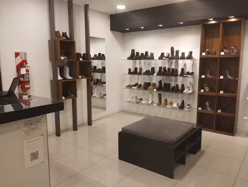 Heben San Luis Shopping