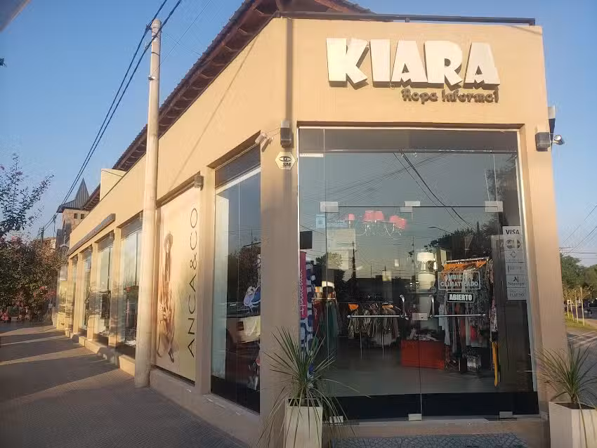 KIARA | Ropa informal