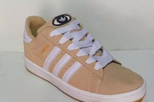 Kiosco de zapatillas