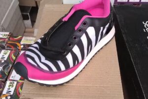 Los Ca&ntilde;as Calzados