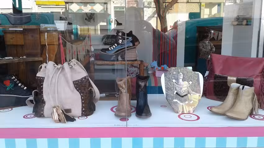 Los Zapatos de Isabela