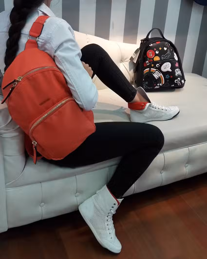 MEGA OUTLET DEL CALZADO