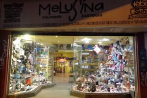 MeluSina Calzados y Carteras
