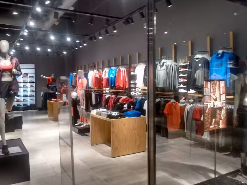 PUMA Store