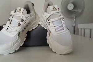 Sneakers importadas NF (Espacio Maria Antonieta)