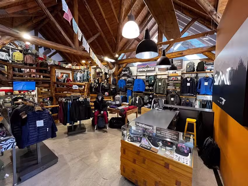 SUMMIT = The North Face & Patagonia & Timberland & Rip Curl & Burton & Volcom & Oneill & Trown