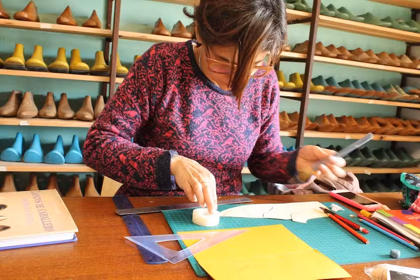 Taller de Calzado &ndash; Cursos de Calzado &ndash; Marroquineria &ndash; Bolsos- Patrones y Escalas &ndash; Clases de Zapatos