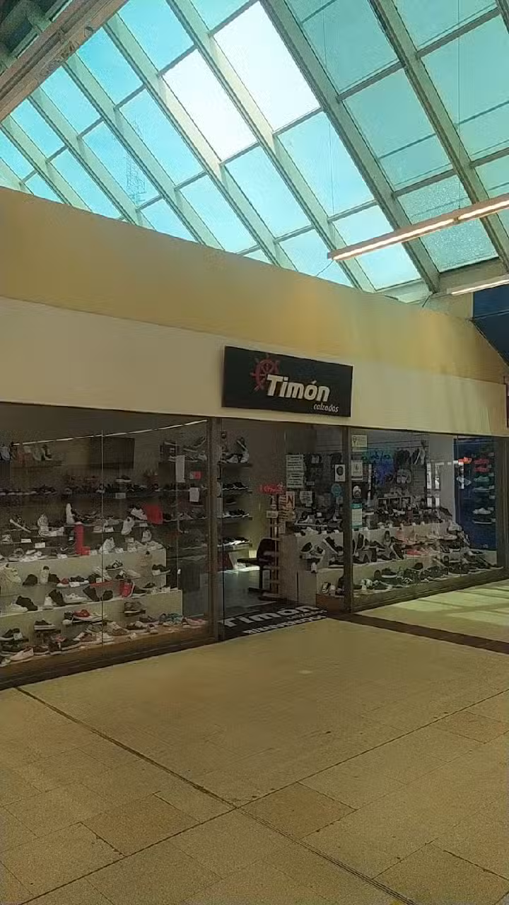 Tim&oacute;n Calzados sucursal B&deg; Jardin.