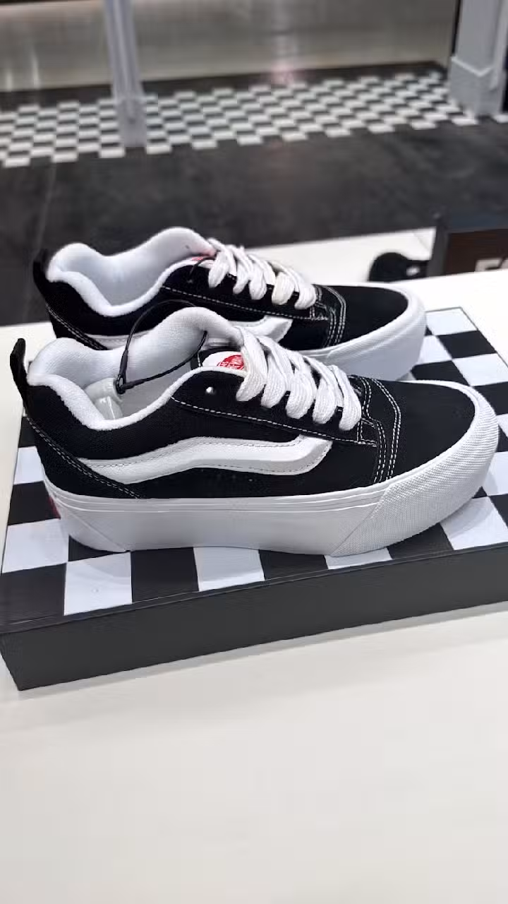 Vans Dot Baires Shopping