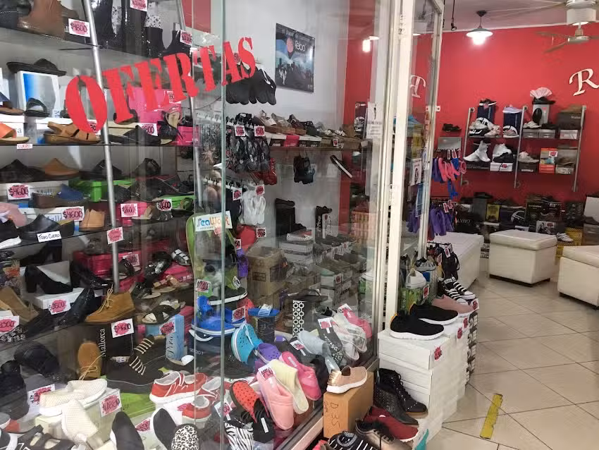 ZAPATER&Iacute;A MAVI