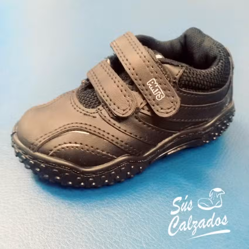 Zapater&iacute;a Sus Calzados Zapatos Zapatillas Por menor No hacemos env&iacute;os.