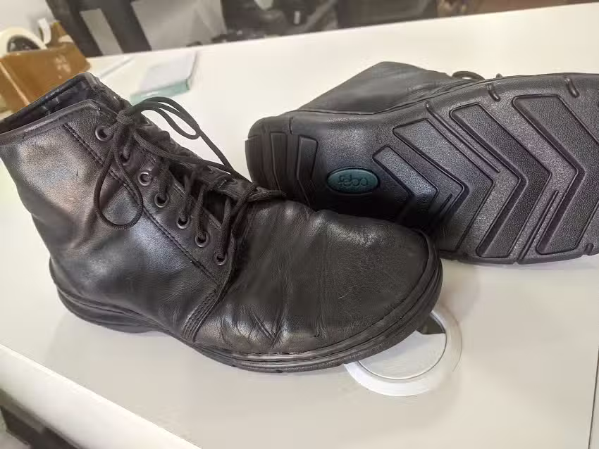 Zapateria TALLER GAMA