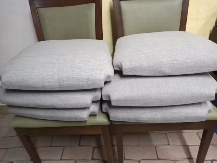 ZAPATER&Iacute;A Y TAPICER&Iacute;A SANTI